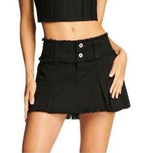 IAMGIA - “Skylar” Micro Mini Y2K Fringe Distressed Denim Skirt - SZ L, Black